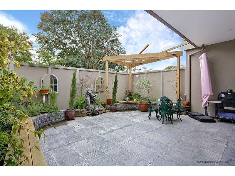 22A Dublin Avenue, Strathmore VIC 3041