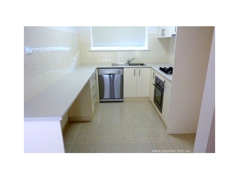 3/35 Grice Crescent, Essendon VIC 3040