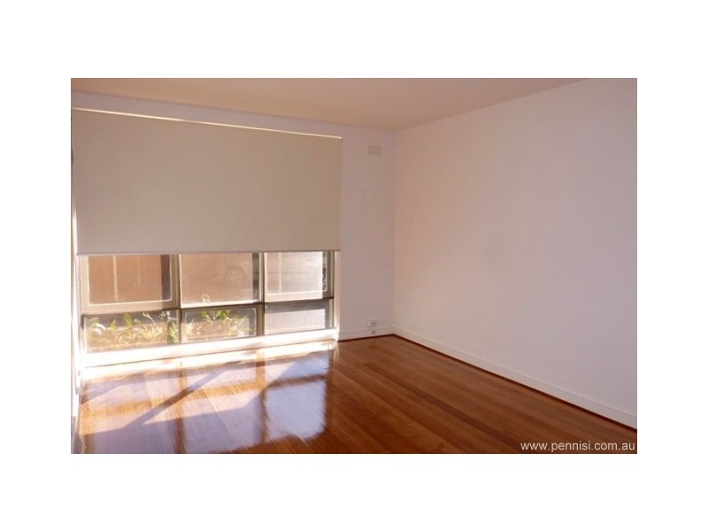 3/35 Grice Crescent, Essendon VIC 3040