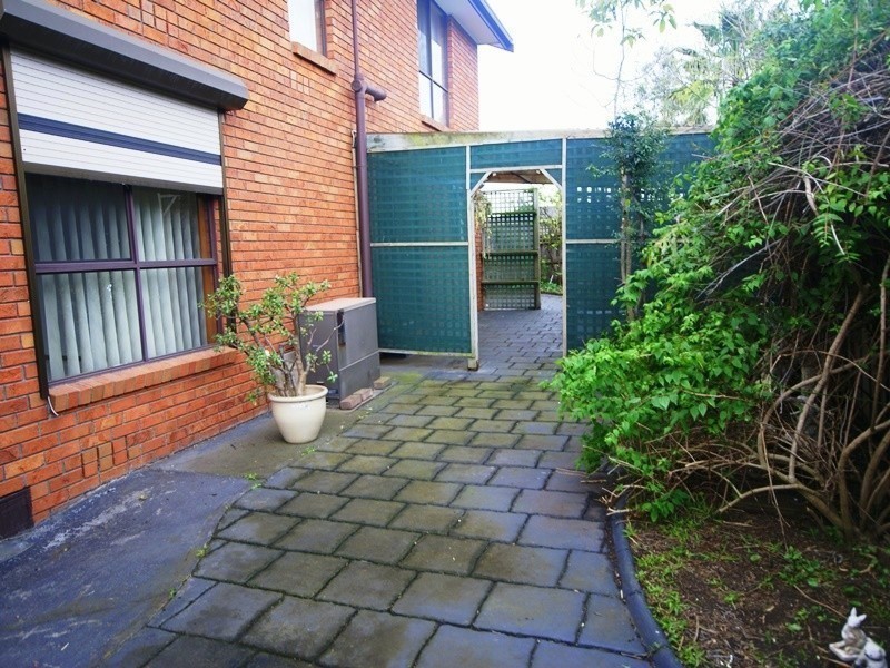 4/6 Kindale Court, Avondale Heights VIC 3034