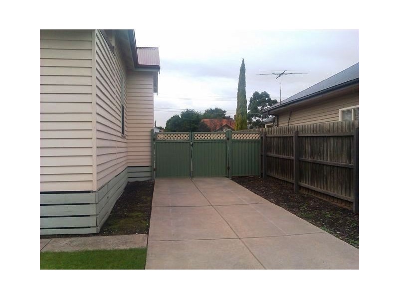 71 Graham Street, Sunshine VIC 3020