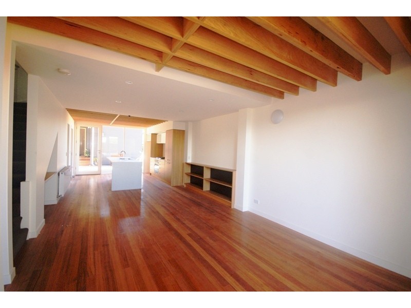 2/79 Wilson Street, Moonee Ponds VIC 3039