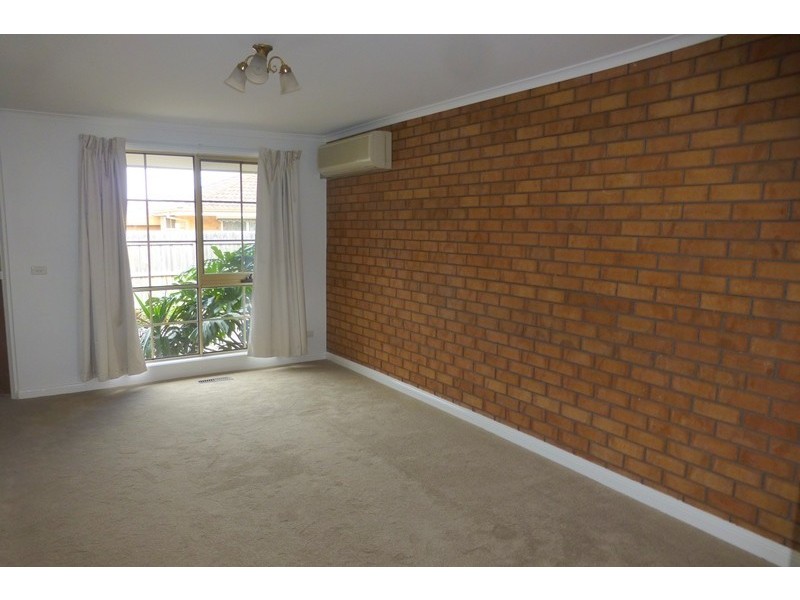 4/33 Grice Crescent, Essendon VIC 3040