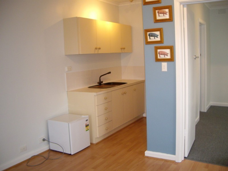 7/4 Prince Street, Essendon VIC 3040