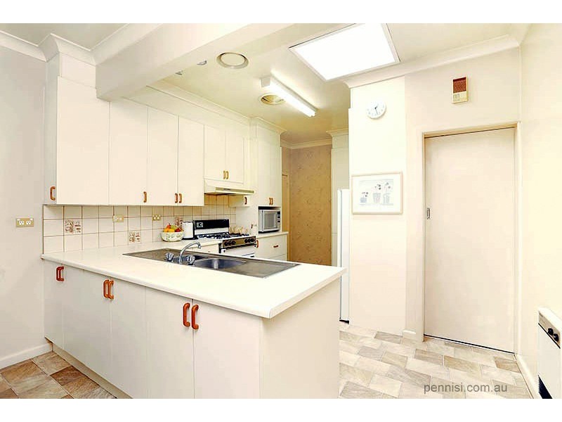 13 Beatrice Avenue, Aberfeldie VIC 3040