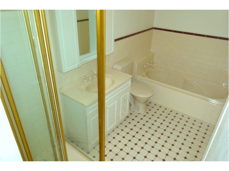 10 Bendall Street, Kensington VIC 3031