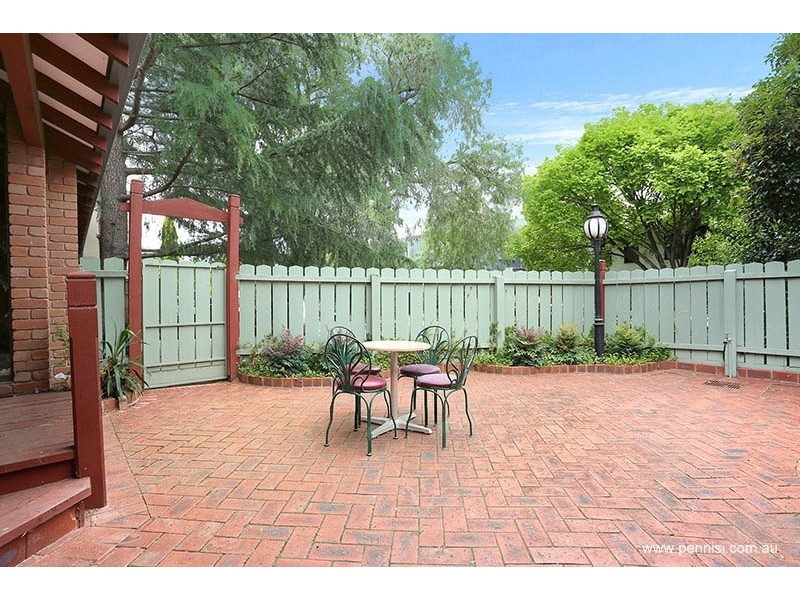 1 Antares Crt, Aberfeldie VIC 3040