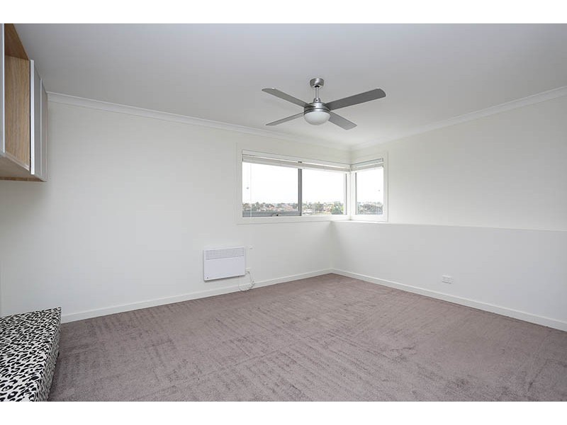 1 Ledge Walk, Keilor East VIC 3033