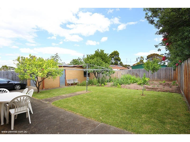 7 Russelton Street, Keilor Park VIC 3042