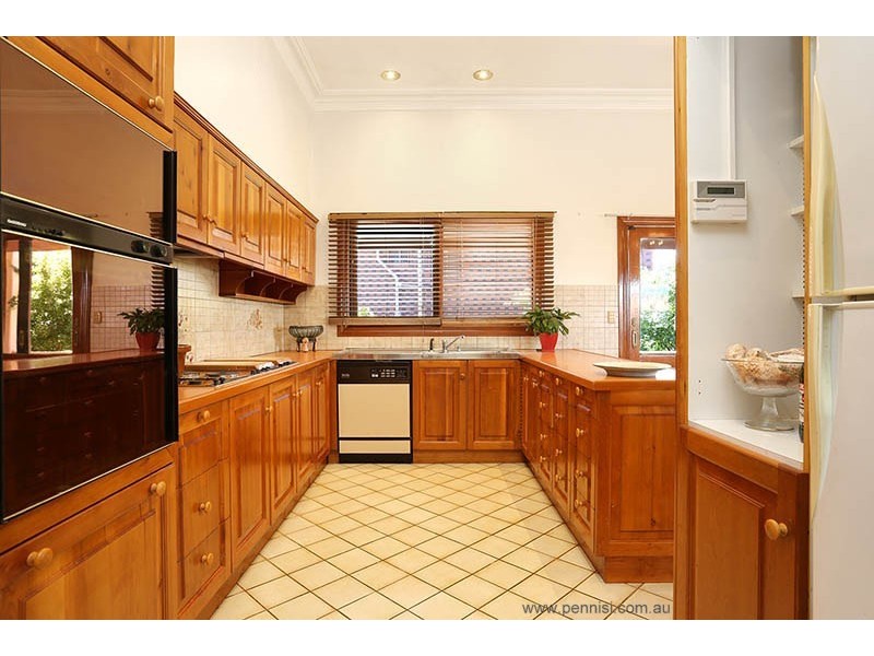 14 Lovett Drive, Avondale Heights VIC 3034