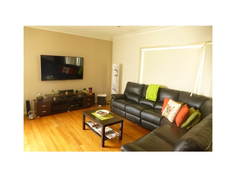 18 Hotham Road, Niddrie VIC 3042