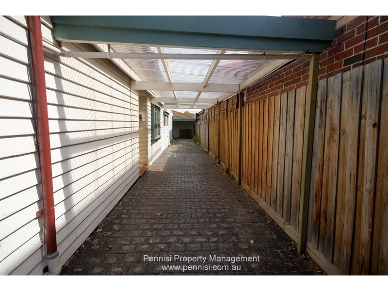 15 Woolley Street, Essendon VIC 3040