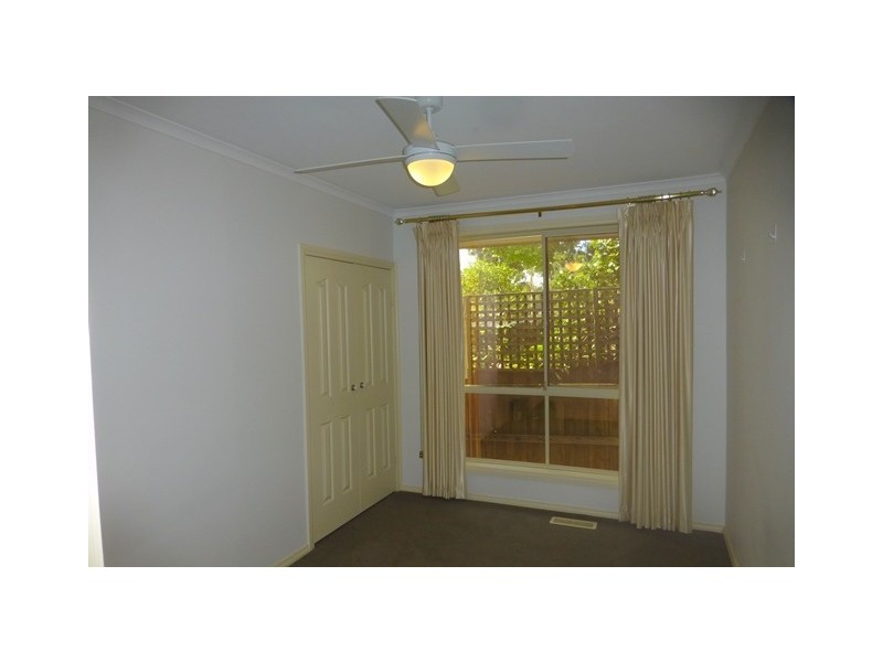 143B Deakin Street, Essendon VIC 3040