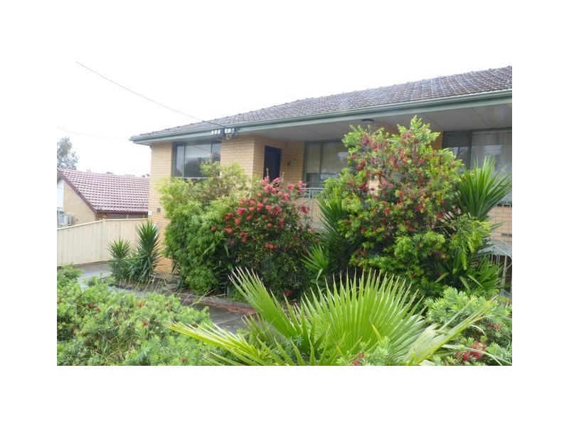 1/52 Rosehill Road, Niddrie VIC 3042