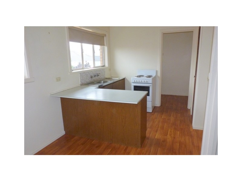 1/52 Rosehill Road, Niddrie VIC 3042