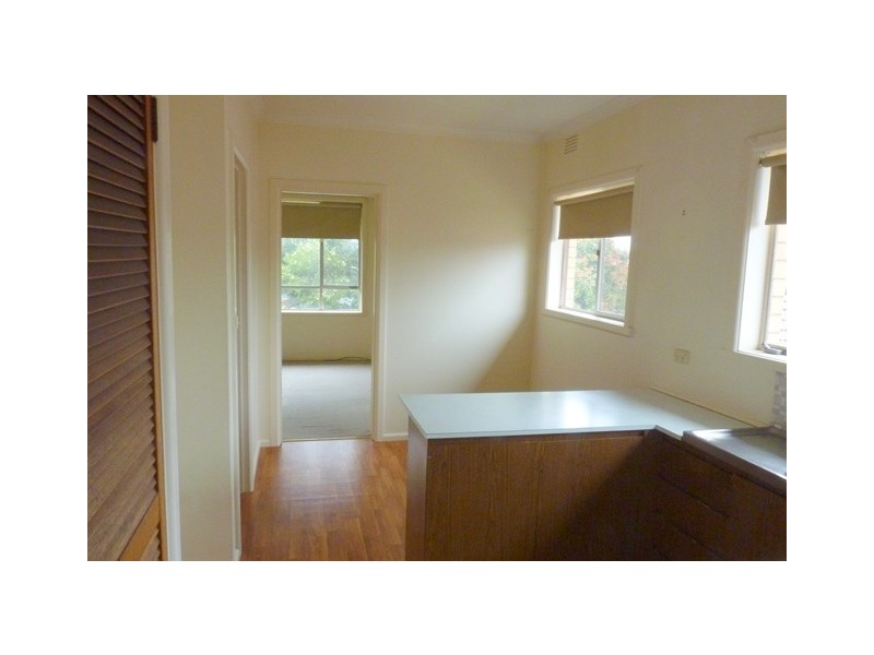 1/52 Rosehill Road, Niddrie VIC 3042