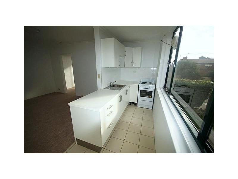 2/106 Ascot Vale Road, Flemington VIC 3031