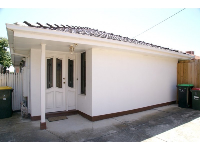 9B Greville Street, Essendon VIC 3040