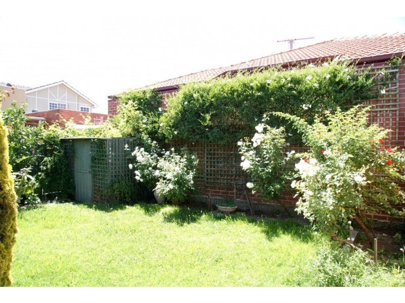 9B Greville Street, Essendon VIC 3040