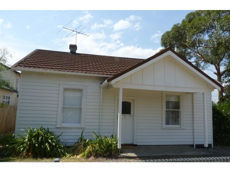 4 Kerferd Street, Essendon North VIC 3041