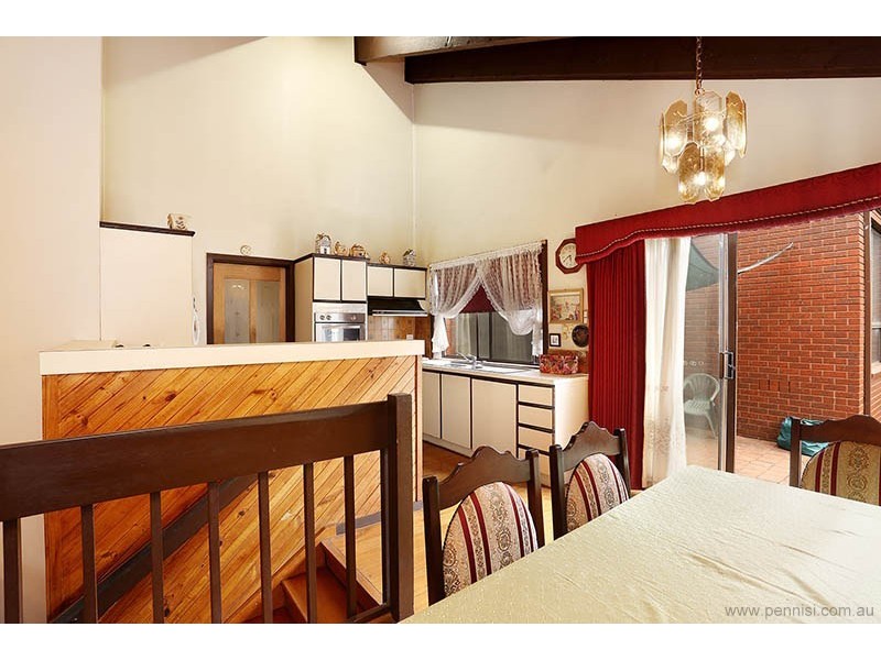 29 Moorna Drive, Airport West VIC 3042