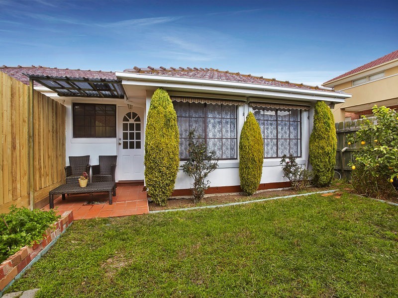 9B Greville Street, Essendon North VIC 3041