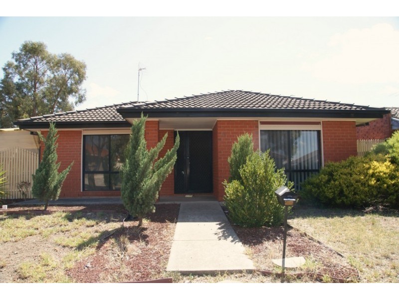 6 Duneed Way, Delahey VIC 3037