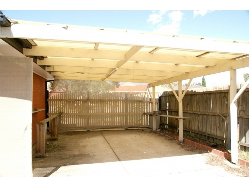 6 Duneed Way, Delahey VIC 3037