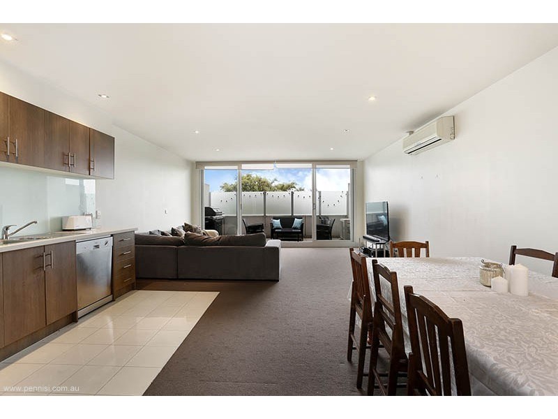 4/74 Keilor Road, Essendon North VIC 3041