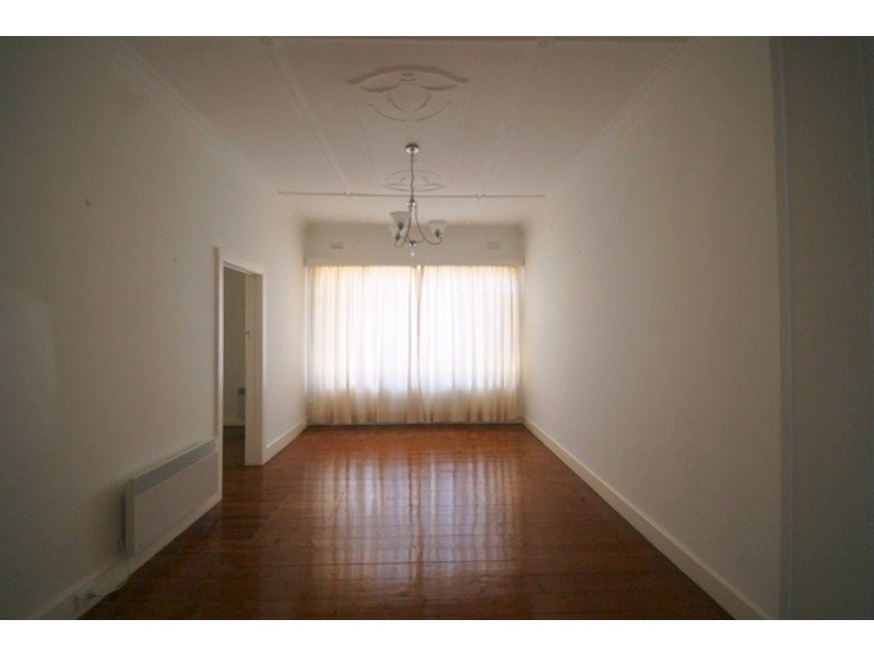 8 Sunbeam Street, Pascoe Vale VIC 3044