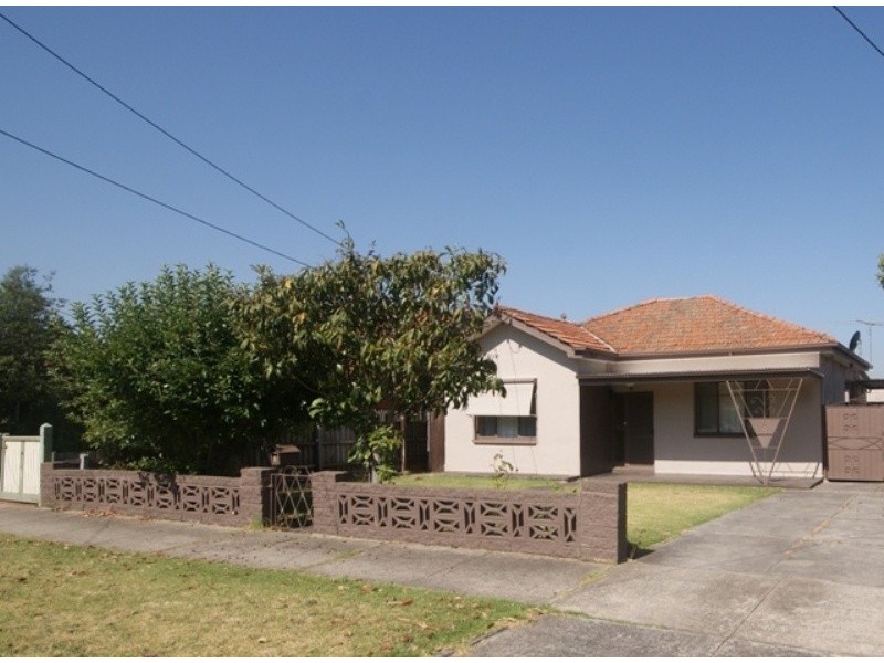 8 Sunbeam Street, Pascoe Vale VIC 3044