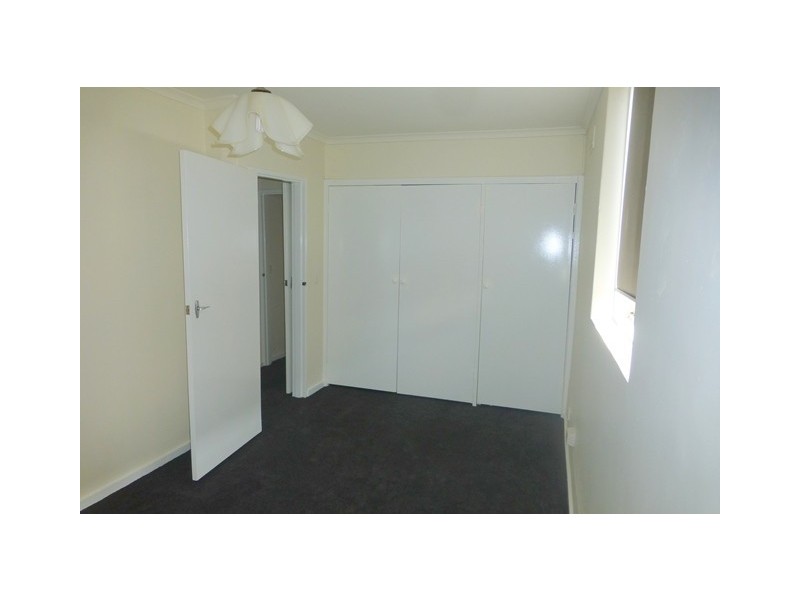 2/9 Aberdeen Street, Essendon VIC 3040
