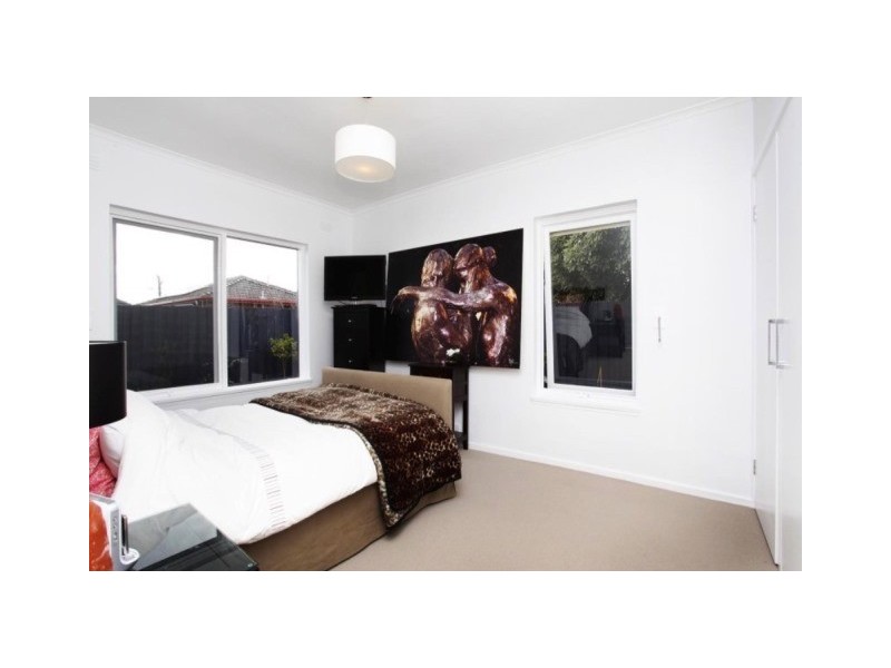 4/6-8 Etzel Street, Airport West VIC 3042