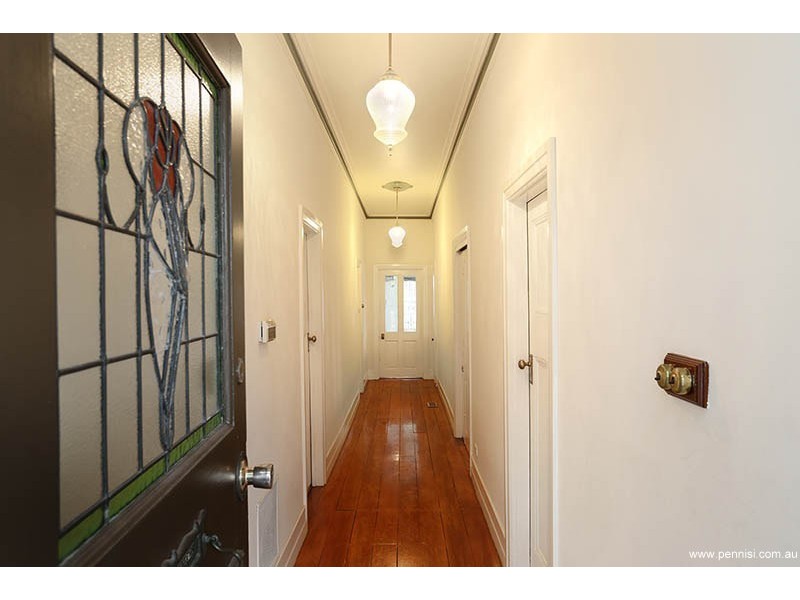 32 Royal Avenue, Essendon North VIC 3041