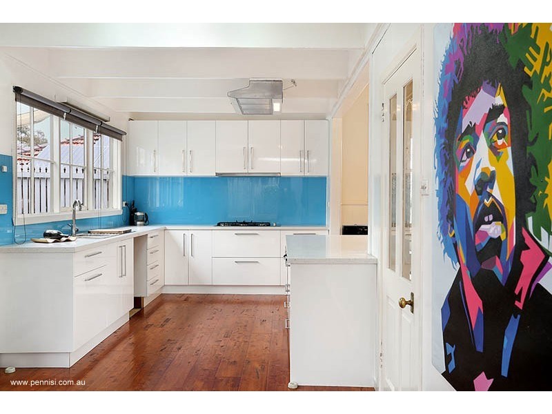 32 Royal Avenue, Essendon North VIC 3041