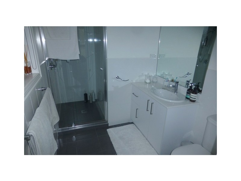 31 Watt Avenue, Oak Park VIC 3046