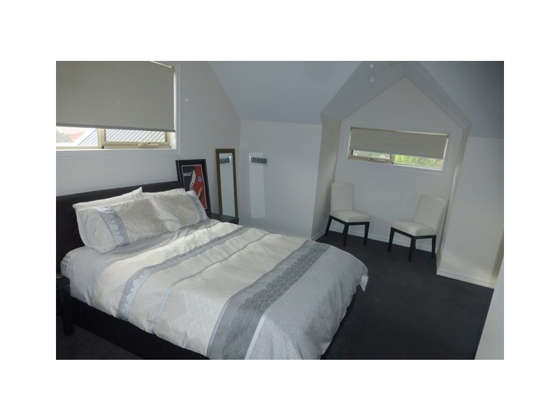 31 Watt Avenue, Oak Park VIC 3046