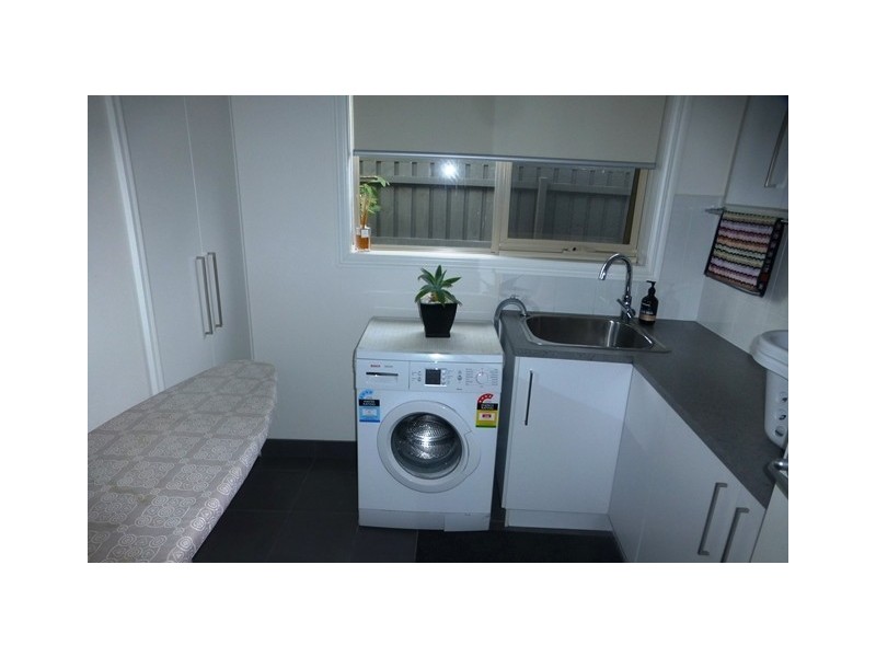 31 Watt Avenue, Oak Park VIC 3046