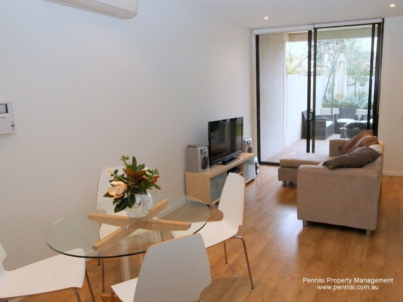 6/479 Cardigan Street, Carlton VIC 3053