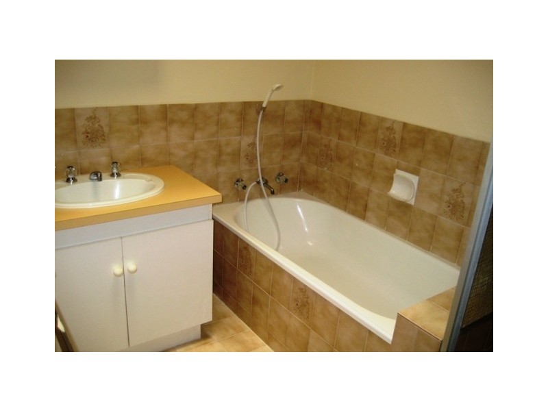 4/35 Clovelly Avenue,, Glenroy VIC 3046