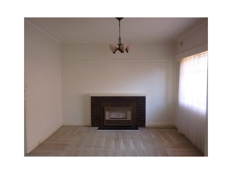 16 McCracken Street, Essendon VIC 3040