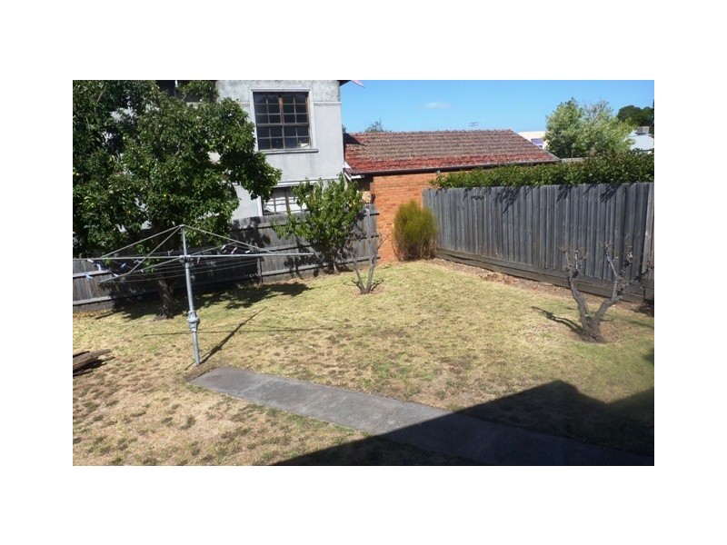 16 McCracken Street, Essendon VIC 3040