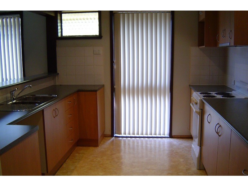 8 Marmal Court, Tullamarine VIC 3043