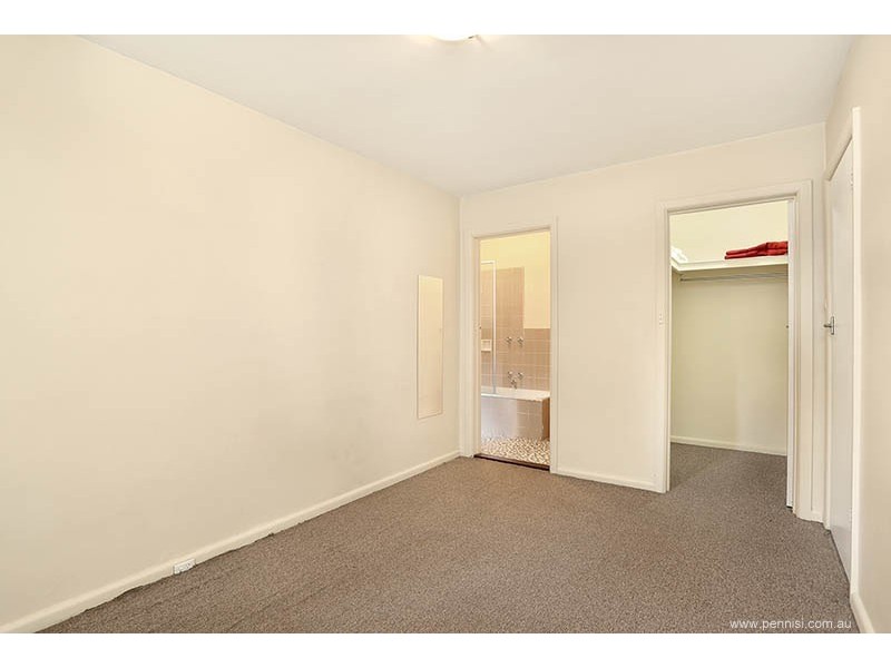 4/440 Albion Street, Brunswick West VIC 3055