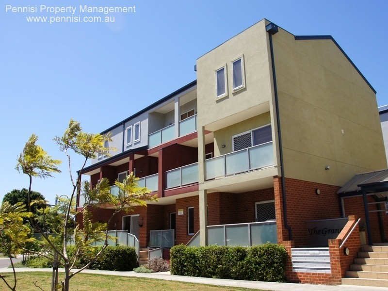 36/2 Newmarket Way, Flemington VIC 3031