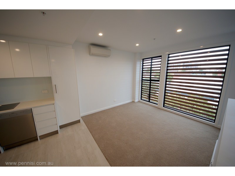 105/41 Victoria Street, Footscray VIC 3011