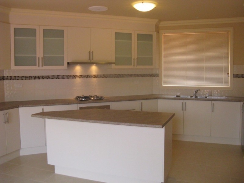 32 Shaw Street, Niddrie VIC 3042