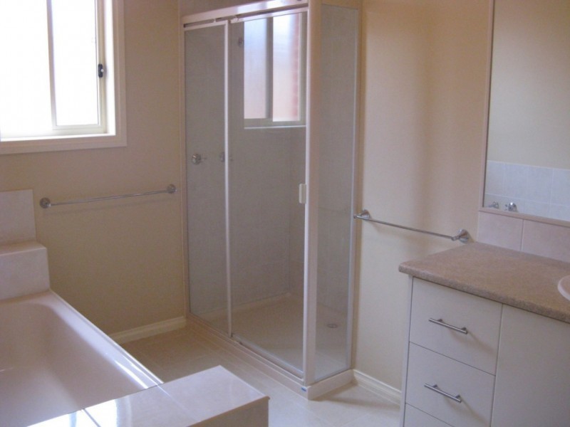 32 Shaw Street, Niddrie VIC 3042