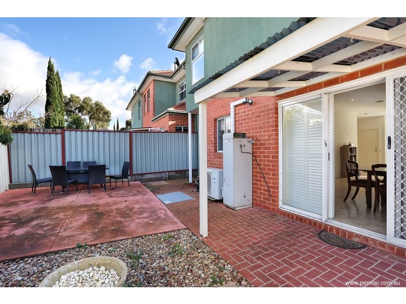 31 Balerno Circle, Gowanbrae VIC 3043