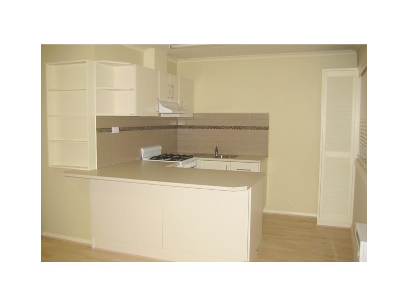 4/172 Waterloo Road, Oak Park VIC 3046